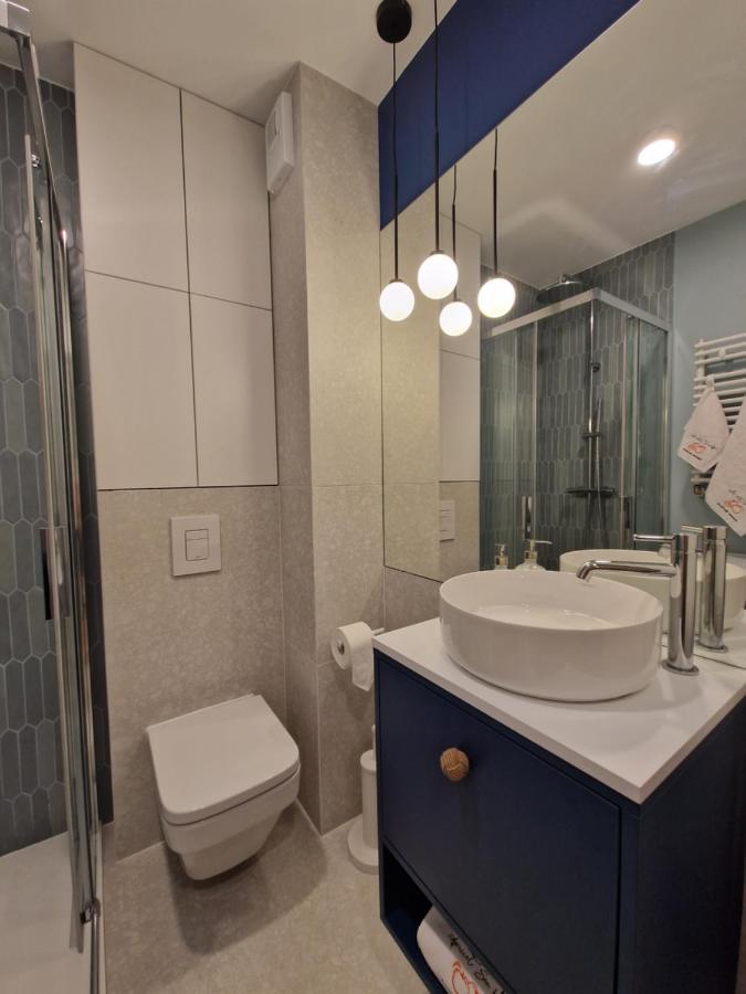 Apricot Sea View Premium